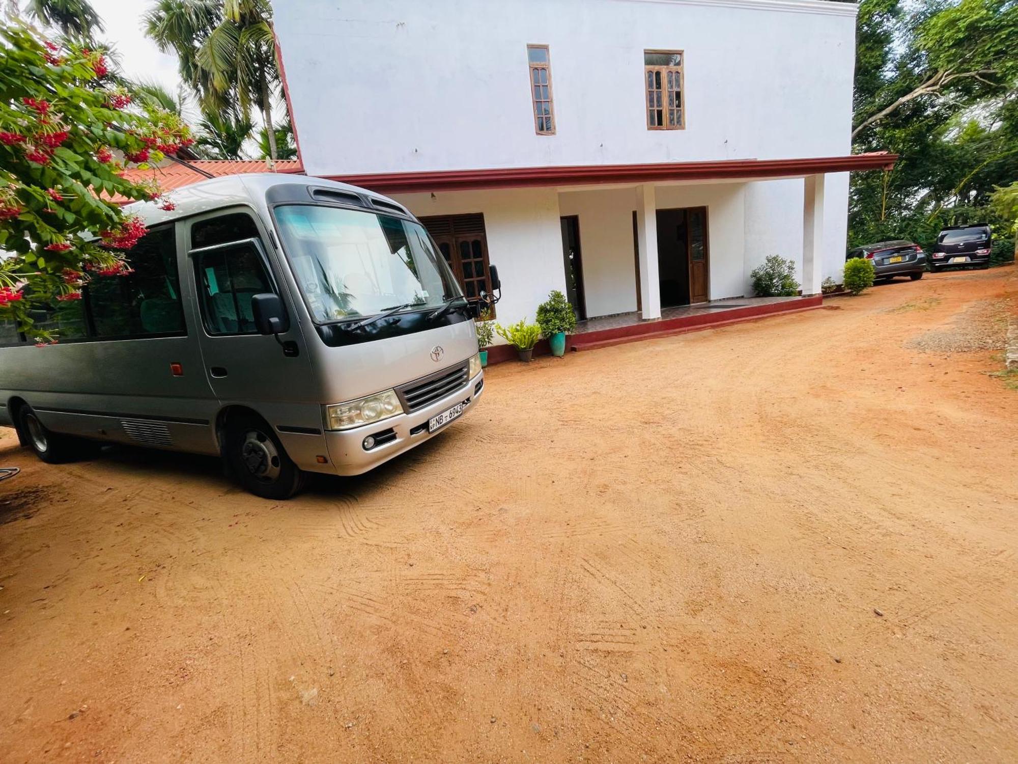Divine Villa Anuradhapura Ngoại thất bức ảnh
